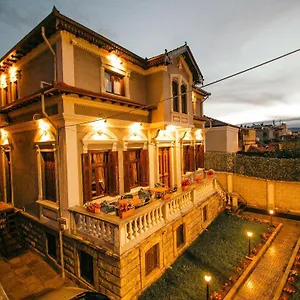 https://hotel-vila-mano.albaniahotels.org